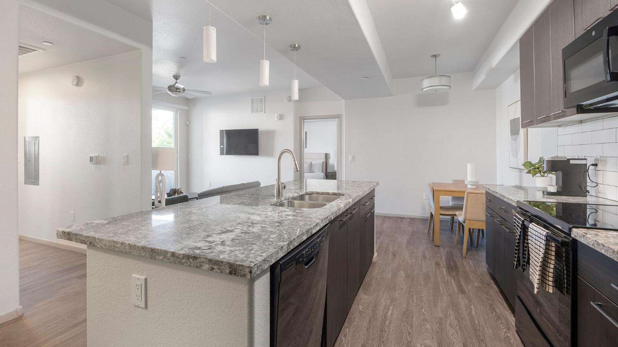 Velaire Apartments By Barsala Glendale Room photo